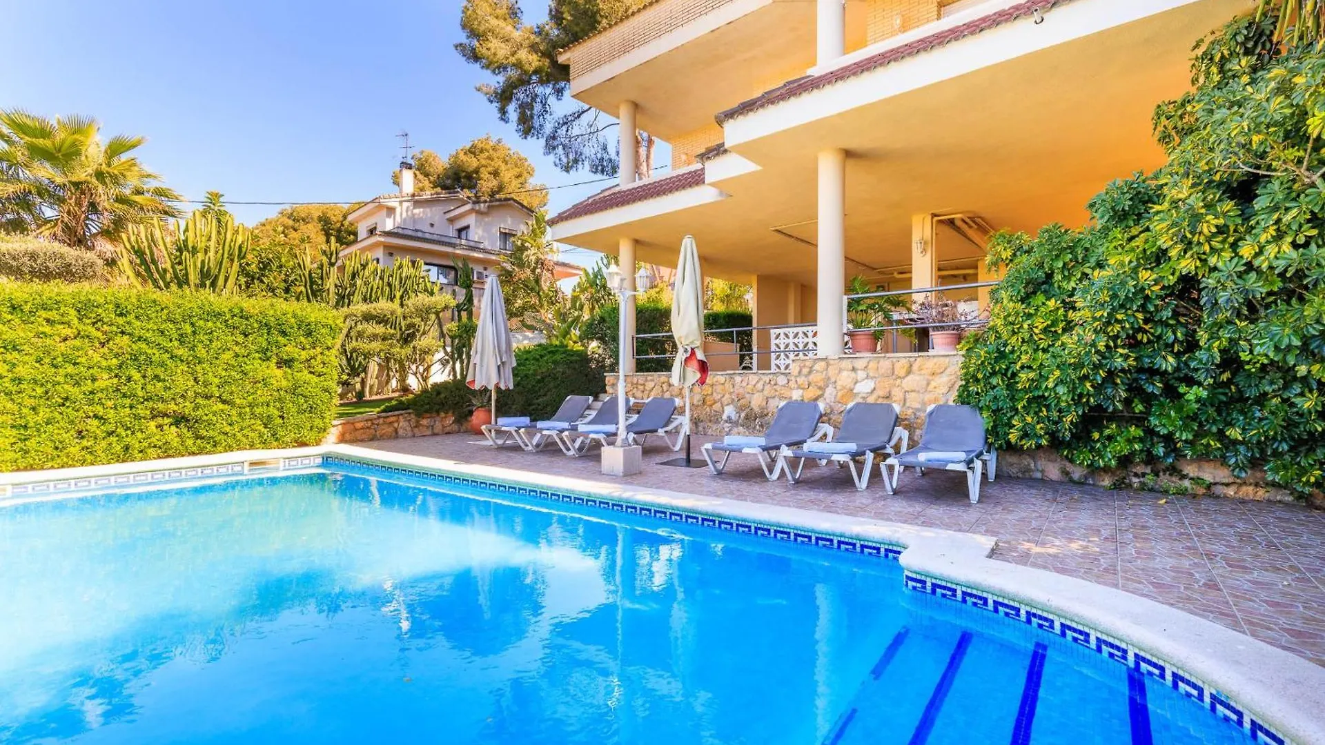 Goleta Villa Tarragona Spain